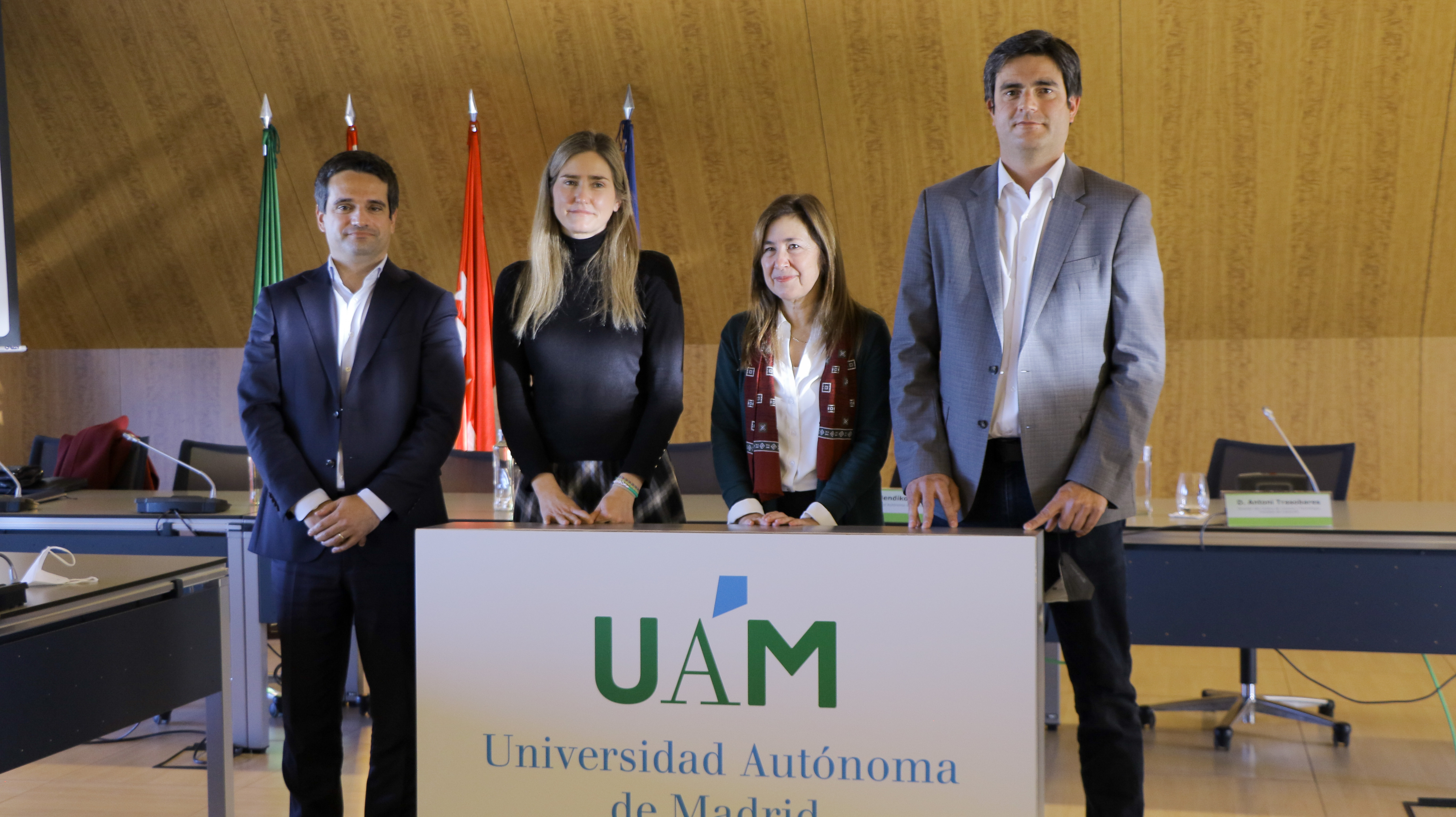 Yago Mancebo, Director General para Europa de TotalEnergies Renewables International;  Sara Aagesen, Secretaria de Estado de Energía; Amaya Mendikoetxea, Rectora de la UAM y Antoni Trasobares, director del CTFC durante la presentación de la cátedra.