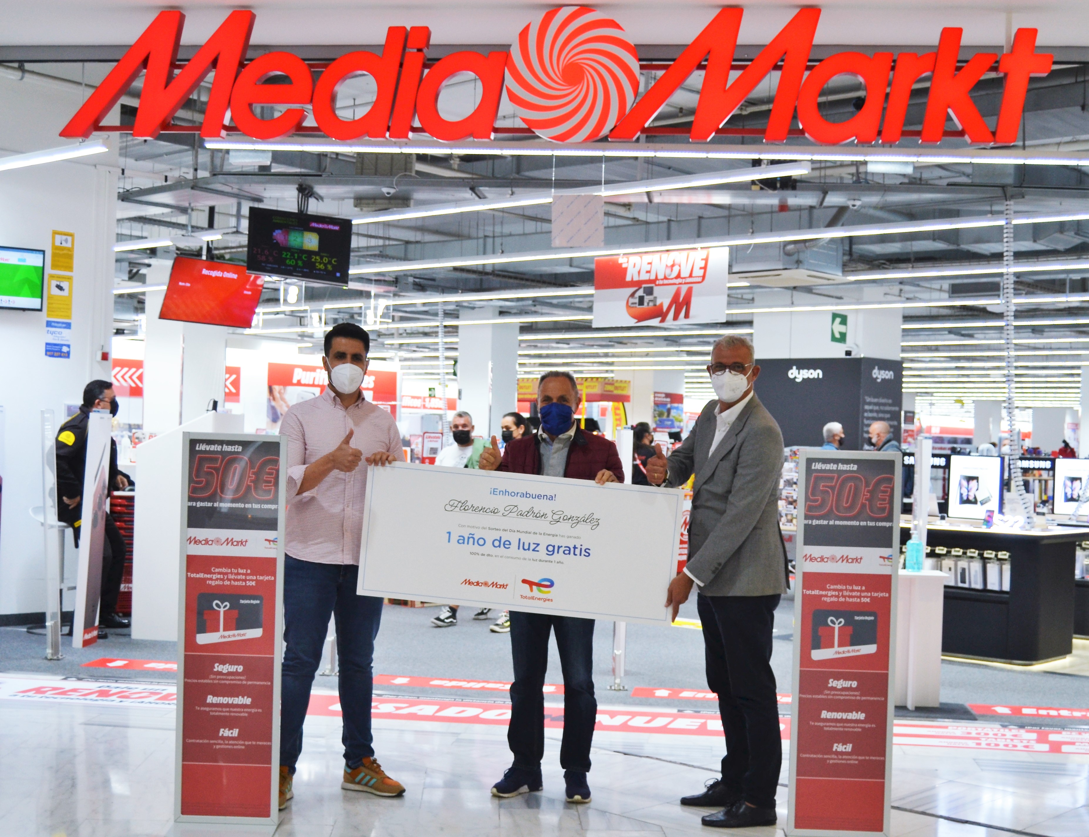 Premio entregado en Mediamarkt Las Arenas