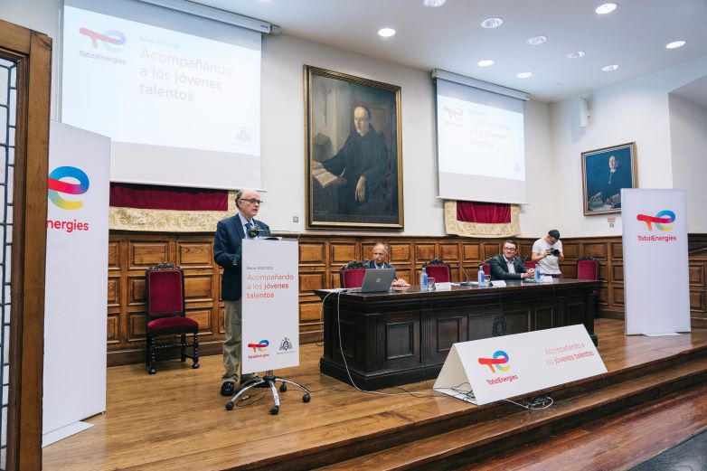 Programa de Becas 2021 - 2022