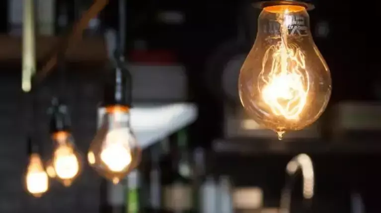 bombillas iluminadas nuevas tarifas eléctricas